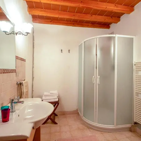公寓 Il Poggio By Interhome Cerbaia